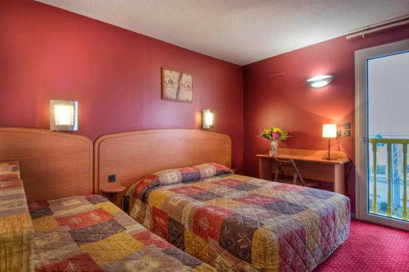 Sky Hotel Goussainville Charles De Gaulle 外观 照片