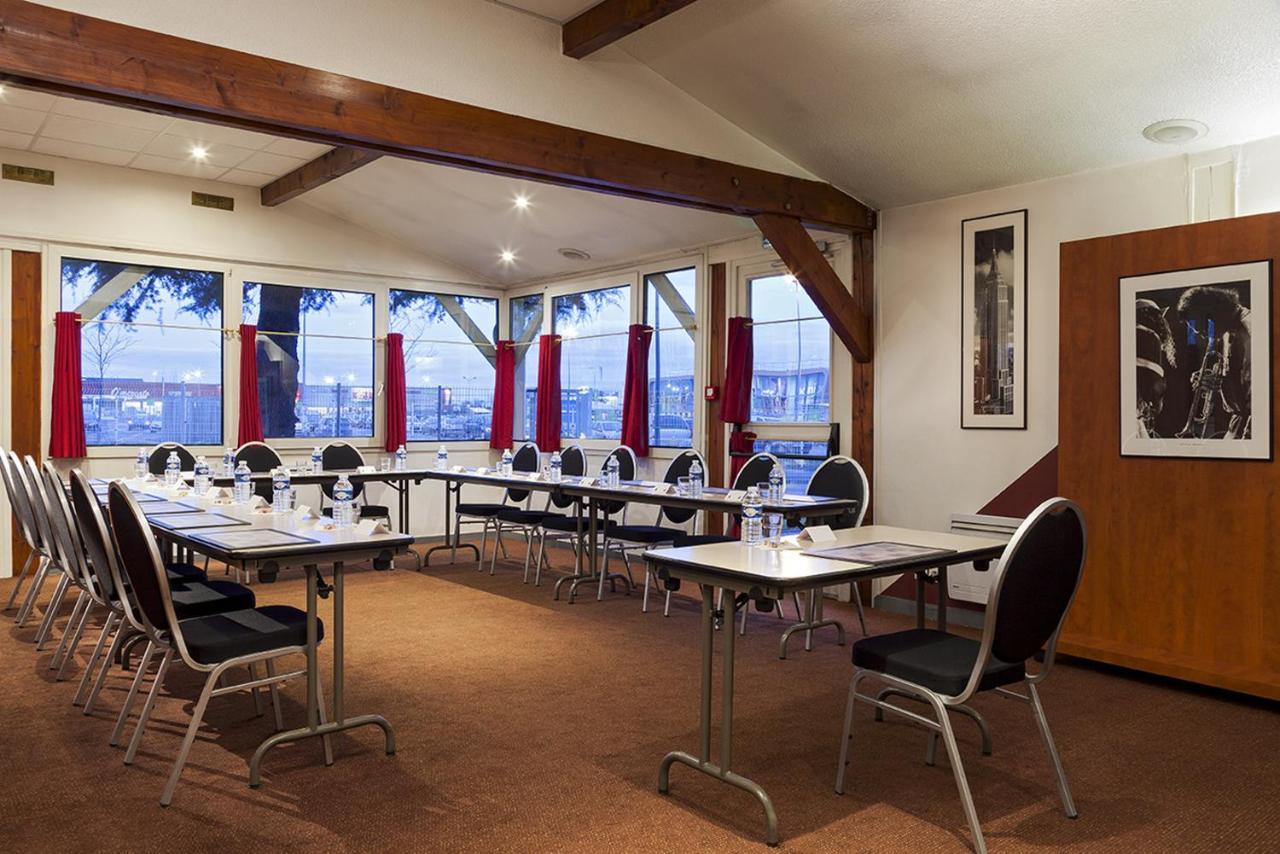 Sky Hotel Goussainville Charles De Gaulle 外观 照片