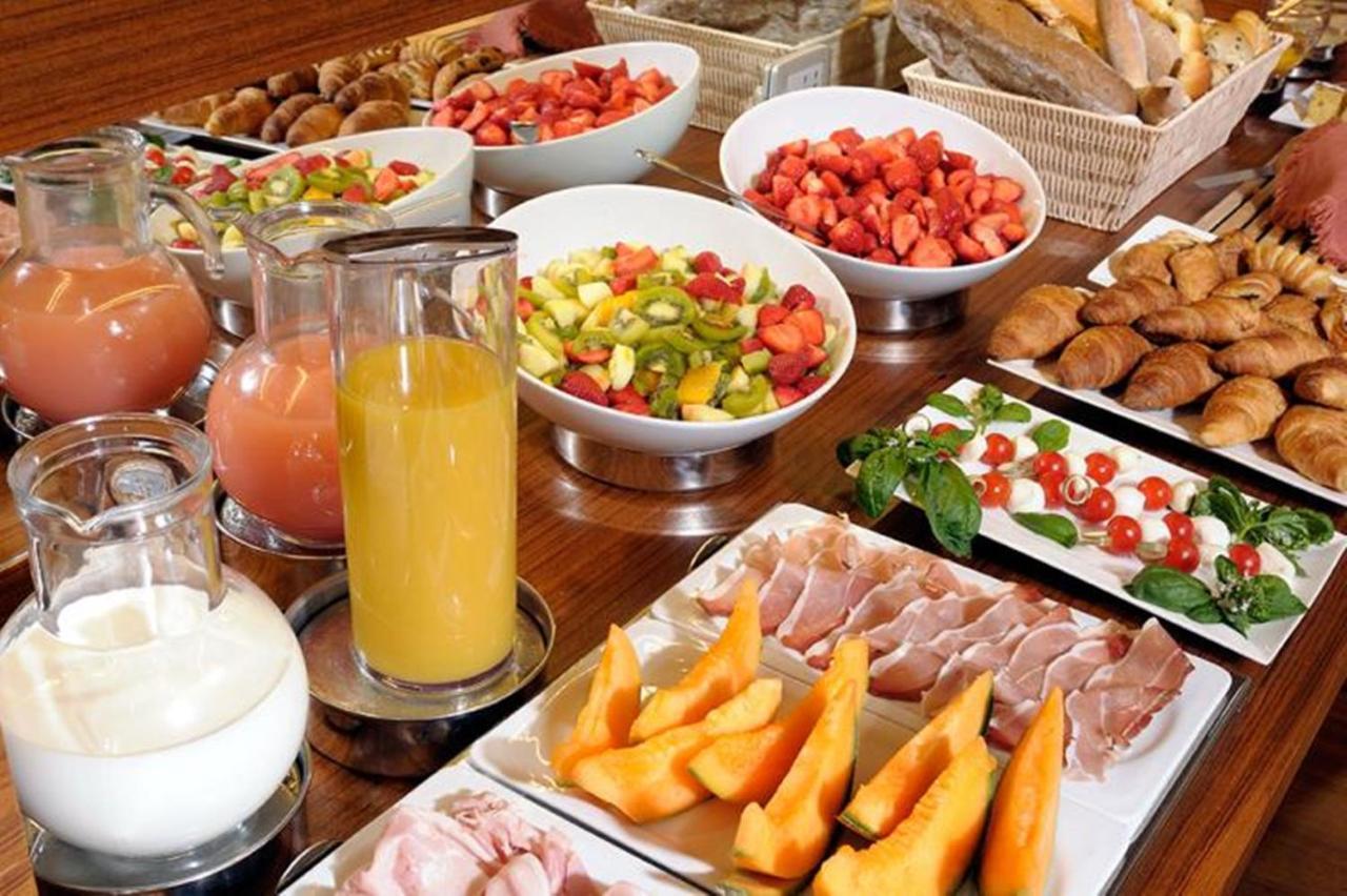 Sky Hotel Goussainville Charles De Gaulle 外观 照片
