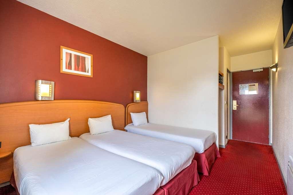Sky Hotel Goussainville Charles De Gaulle 客房 照片